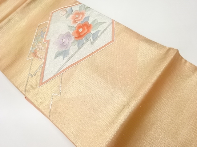 銀駒刺繍変わり松皮菱に椿・藤模様名古屋帯